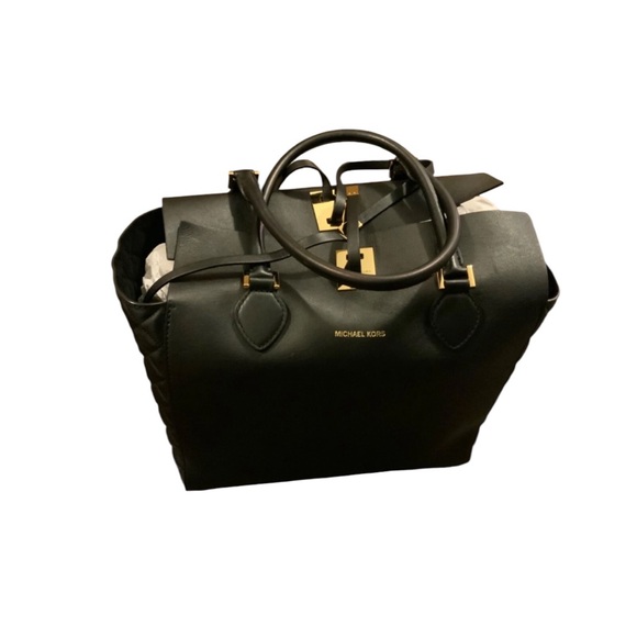 Black Leather Tote Bag - Picture 3 of 8